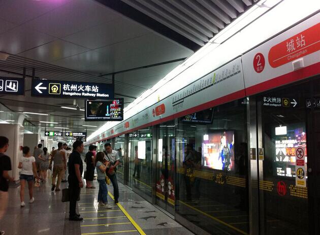 武汉乘坐地铁买票是什么流程（武汉地铁做过了需补票吗）