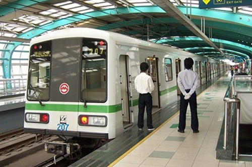 上海地铁运营时间2号线（上海地铁始发时间2号线）