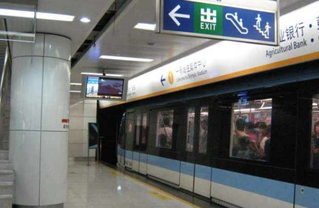 上海地铁1号线最新首末班车时间（上海地铁时间1号线）