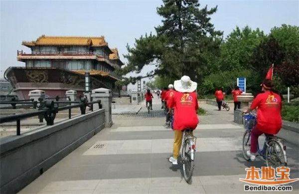 请问从北京市区如何坐地铁去通州的运河文化广场（运河文化广场附近有地铁站吗）