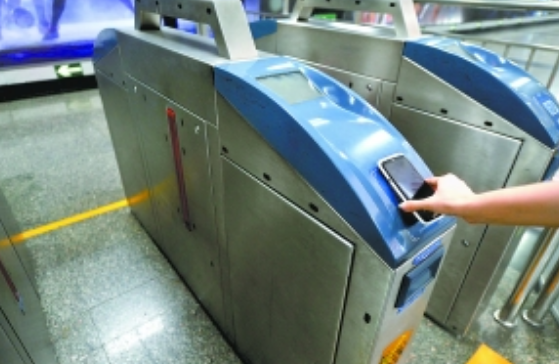 武汉怎么用手机刷地铁 武汉地铁能够用支付宝吗（武汉有支付宝地铁电子卡吗）