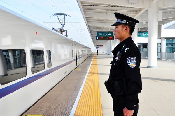为什么2020年国考招铁路警察不要法学类了（国考将取消铁路公安吗）