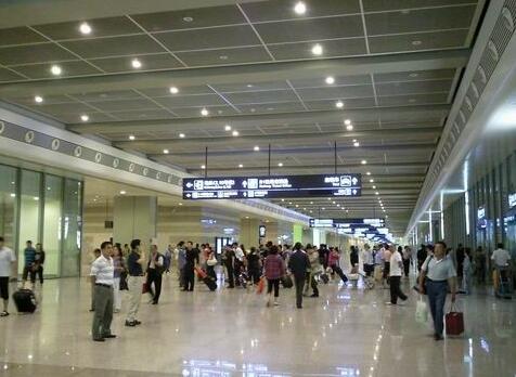 地铁9号线天津站走多远可以换乘3线路地铁（天津站地铁换乘站）