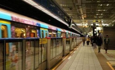 听说最新调整的重庆地铁10号线南延至融汇半岛（重庆南站附近地铁规划）